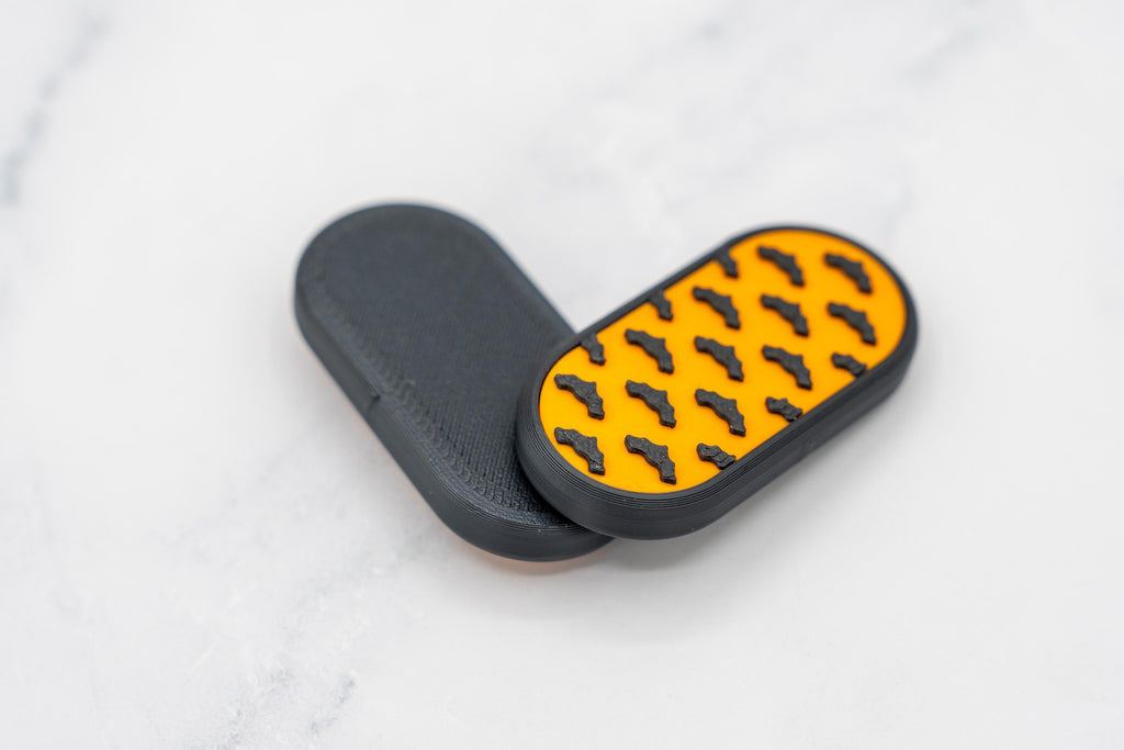 Halloween Fidget Slider, Orange Bat Magnetic Fidget Toy, Clicky or Silent, 3D Printed Spooky Desk Toy, Boo Basket Filler