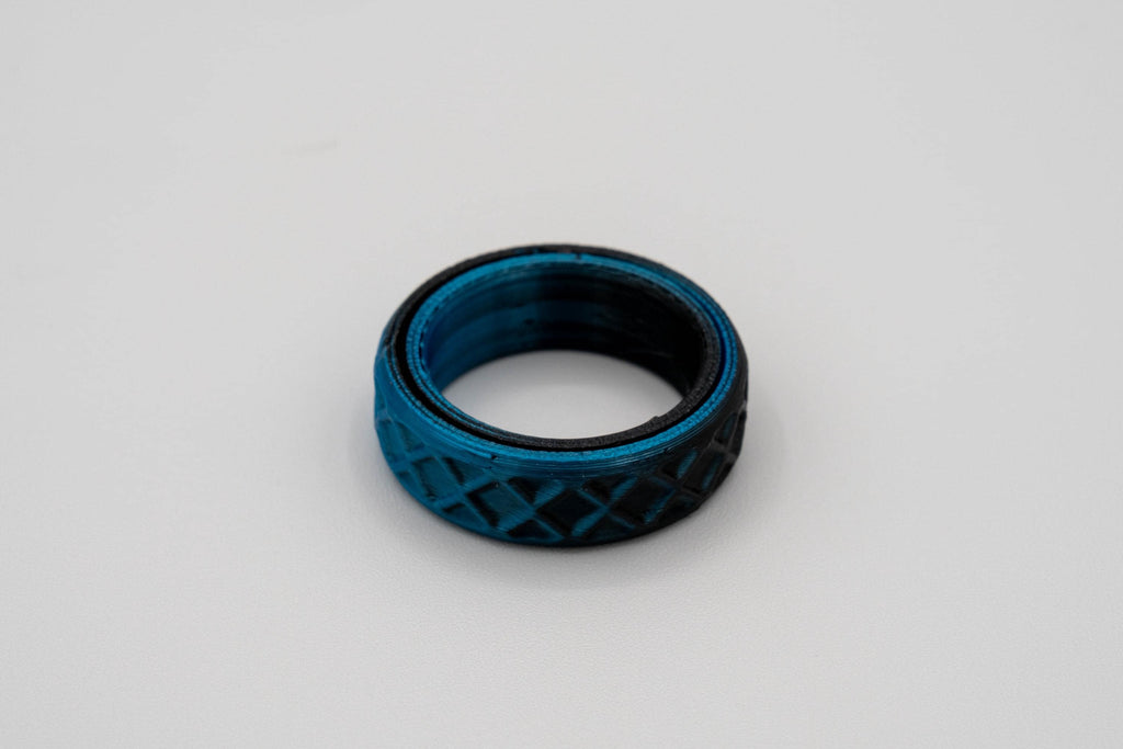 Fidget Ring - 3D Printed Spinner Ring - 16 Textures - 23 Colors - US Sizes 4 to 15 - The Pixie Print Shop
