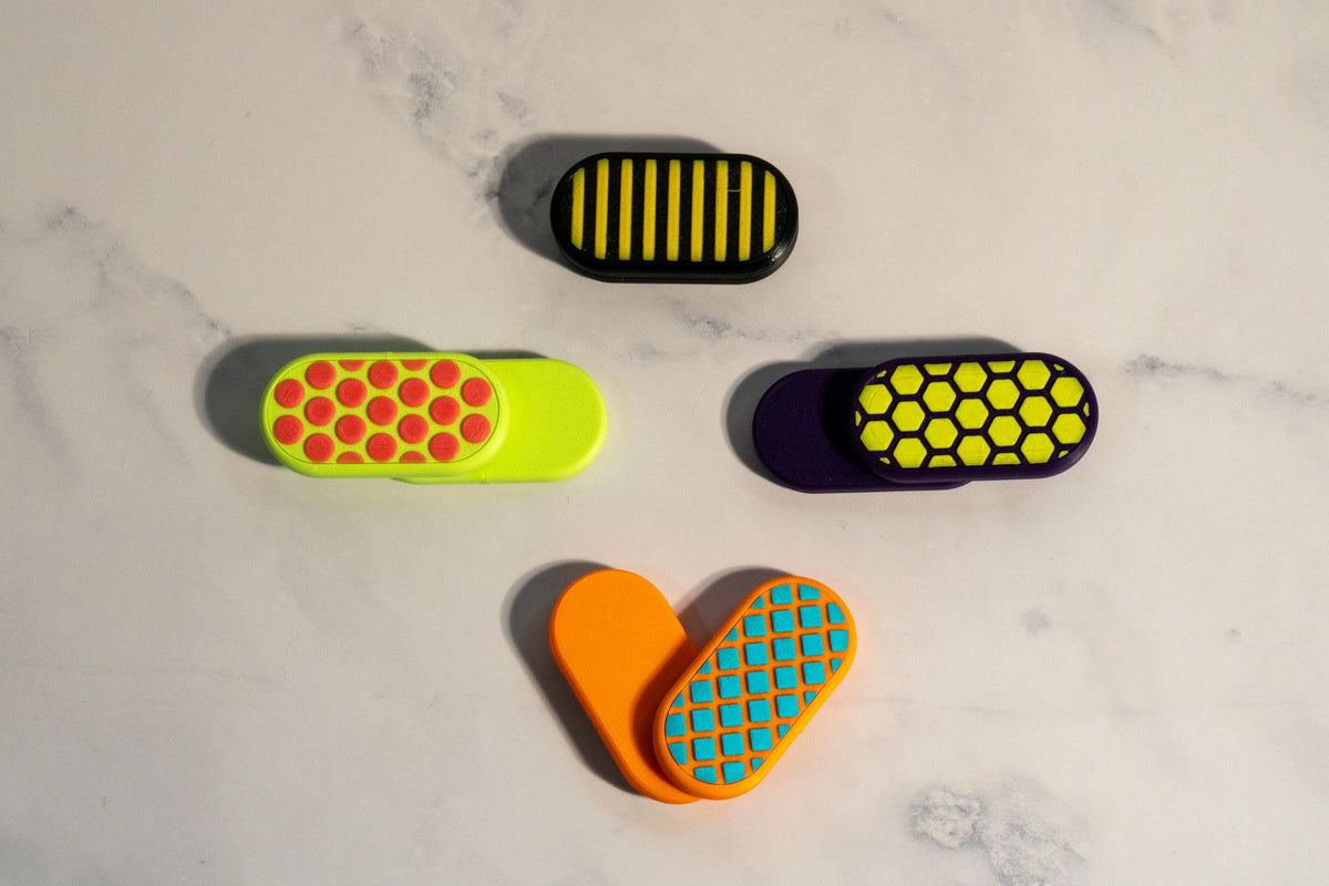 Pill Shaped Fidget Slider - Magnetic Clicky or Silent Fidget Toy - 3D Printed - 8 Textures - 27 Colors - The Pixie Print Shop