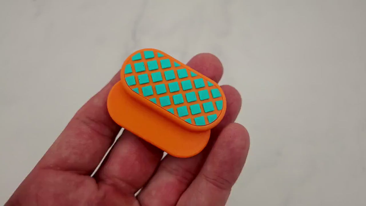 Video: Pill Shaped Fidget Slider - Magnetic Clicky or Silent Fidget Toy - 3D Printed - 8 Textures - 27 Colors - The Pixie Print Shop